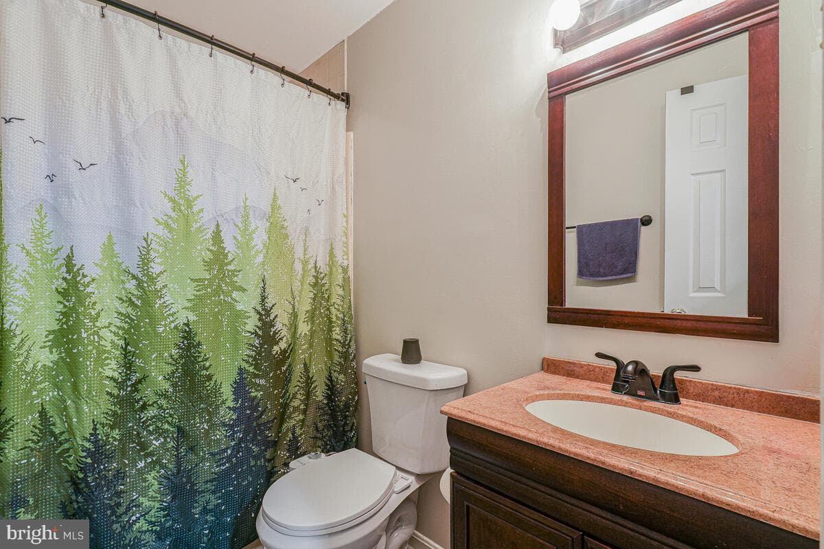 7266 Strawberry Place photo 14