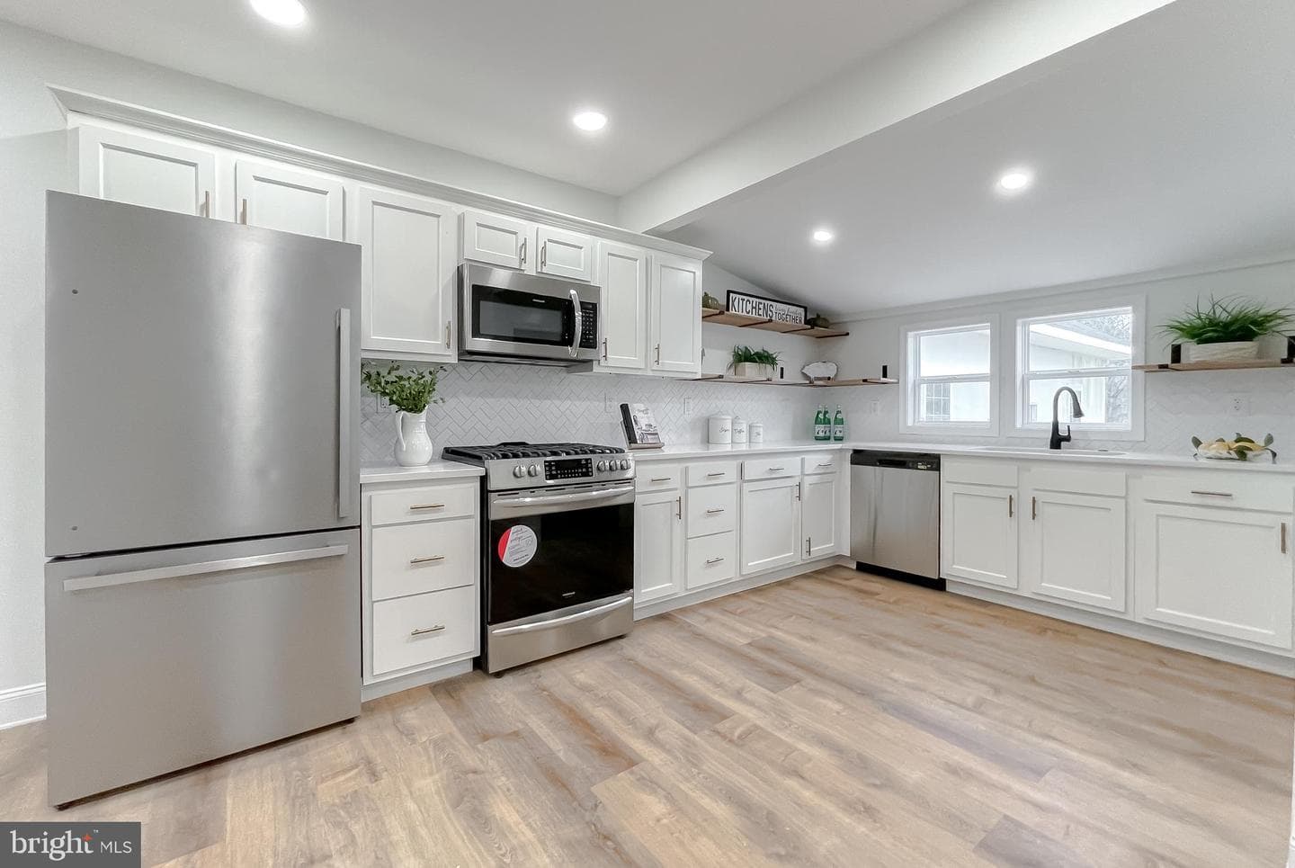 8285 Verne Place photo 18