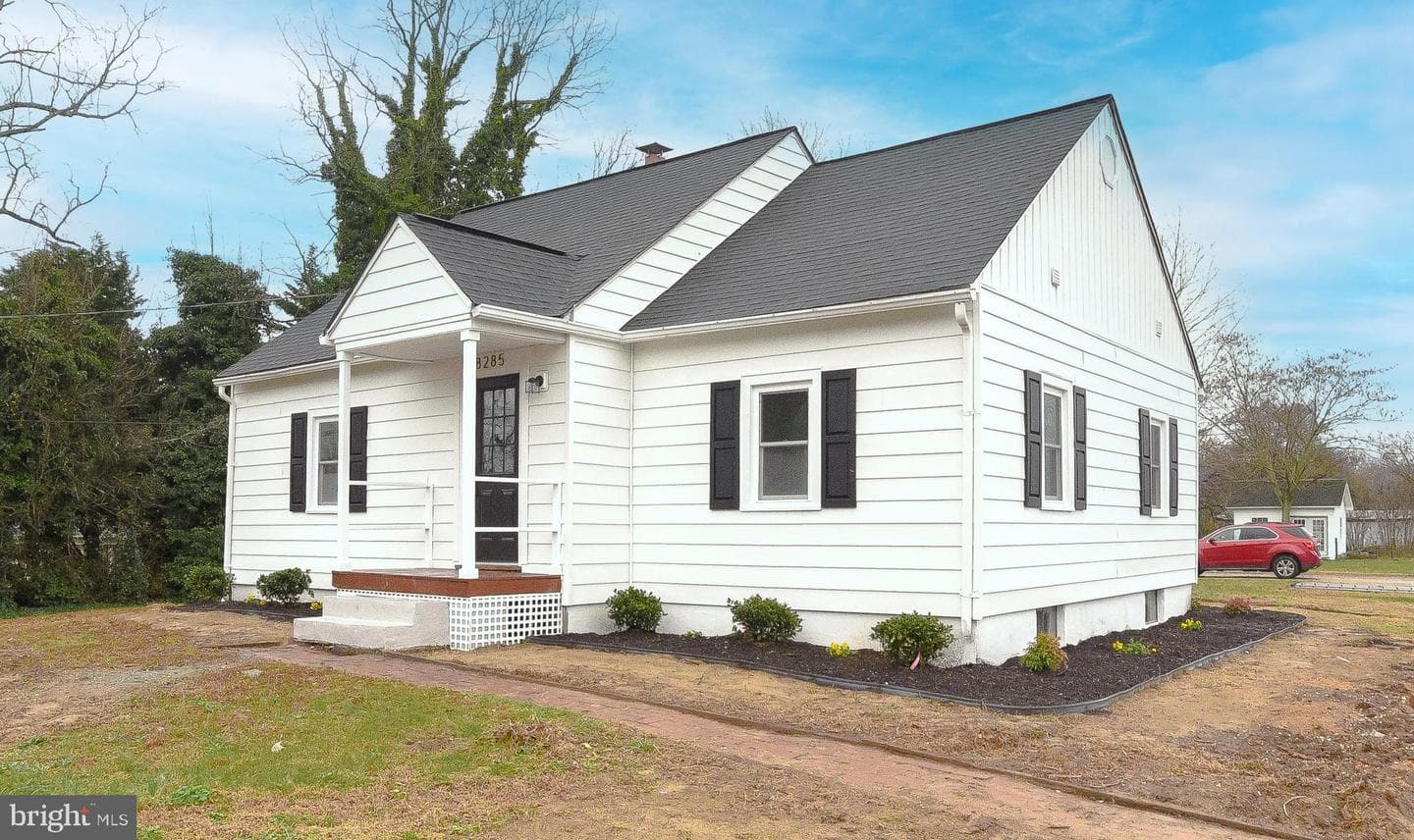 8285 Verne Place photo 2