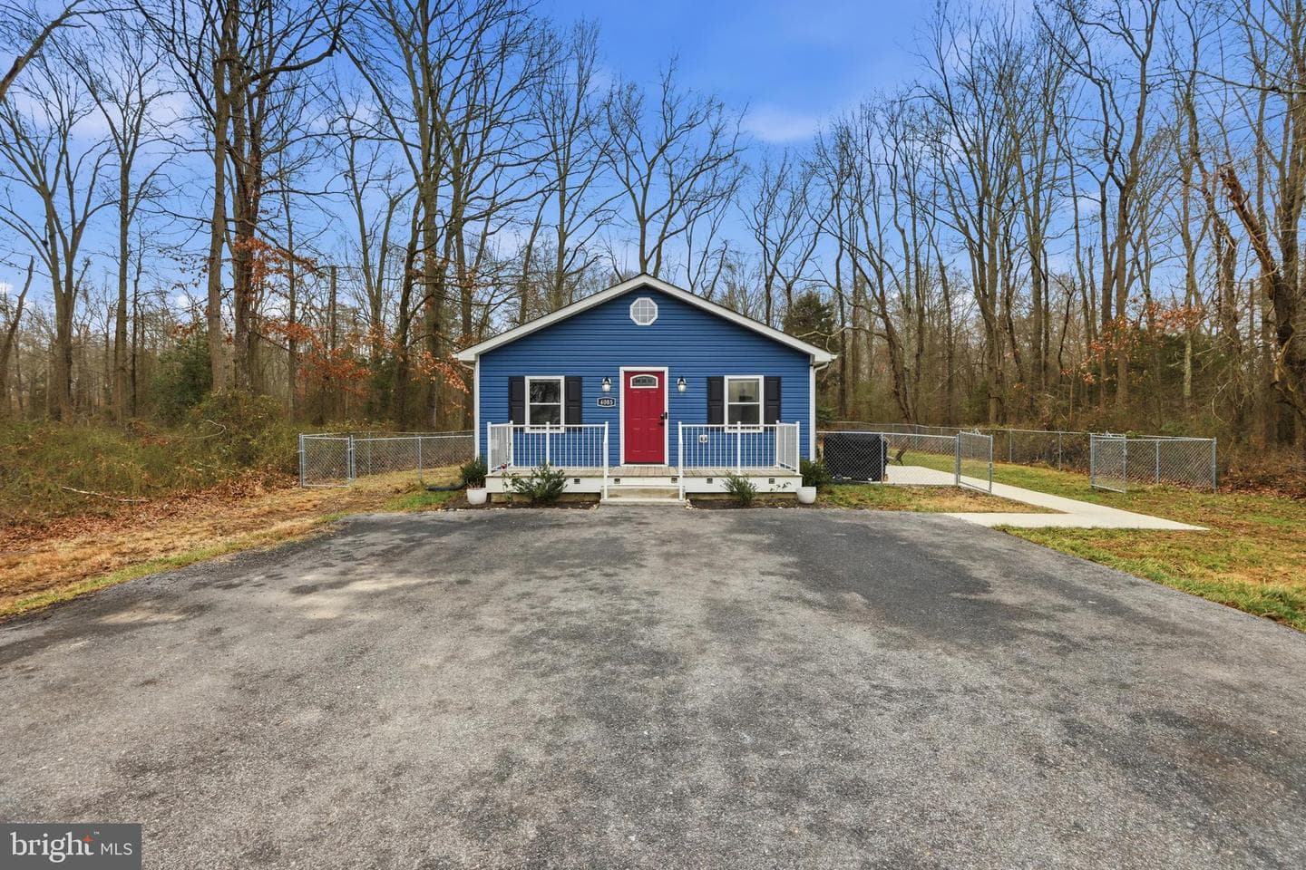 4085 Stepneys Place photo 2