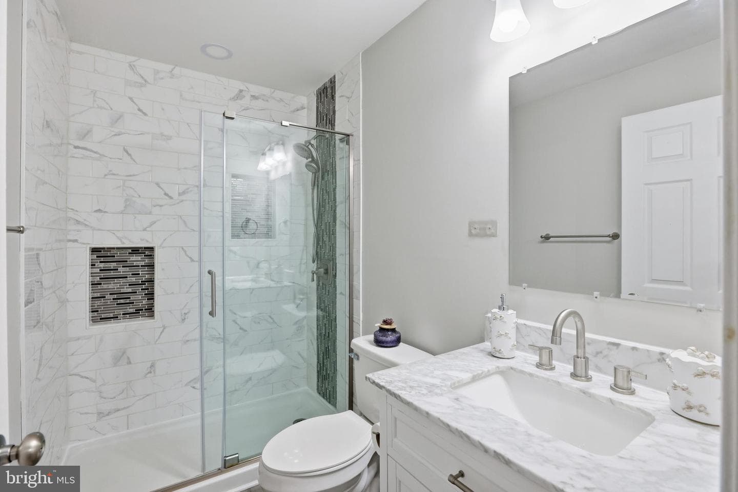 4085 Stepneys Place photo 23