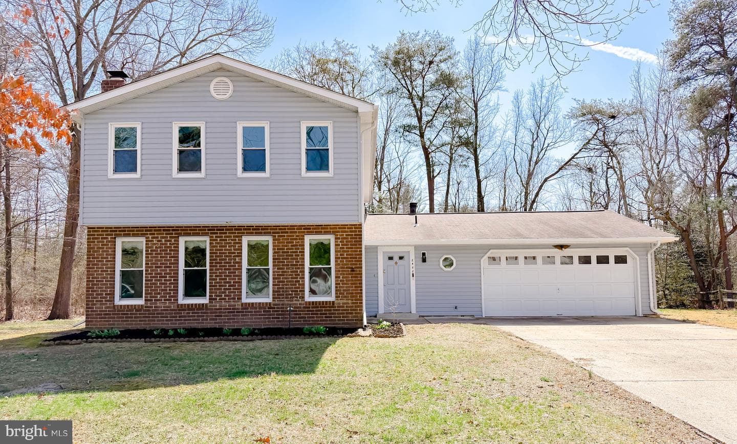 2482 Quadrille Court photo 2