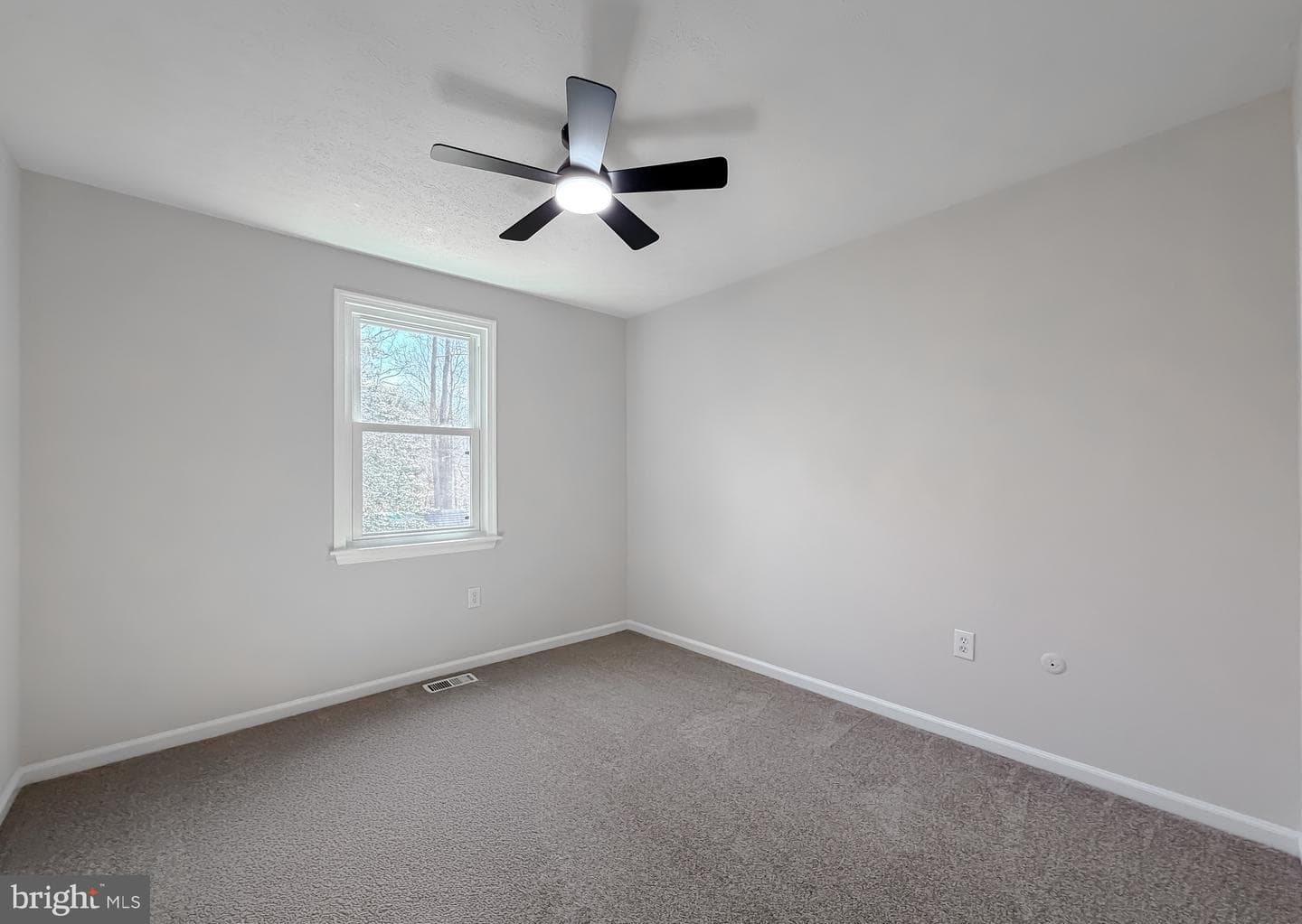 2482 Quadrille Court photo 31