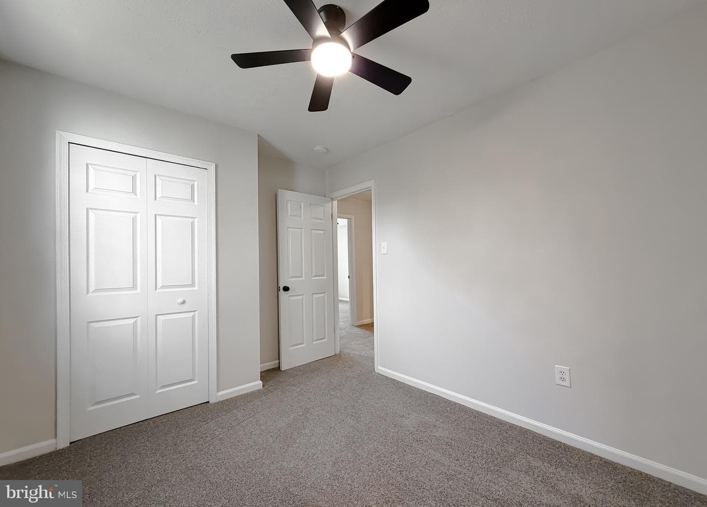 2482 Quadrille Court photo 43