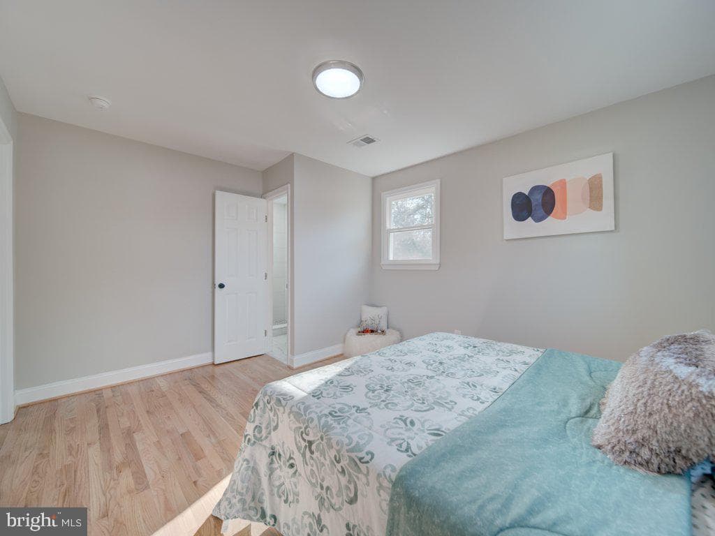 8305 Warren Drive photo 34