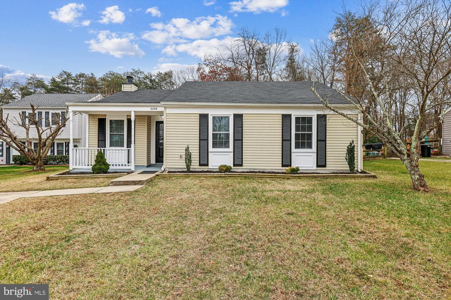 2293 Vine Hill Court photo 1