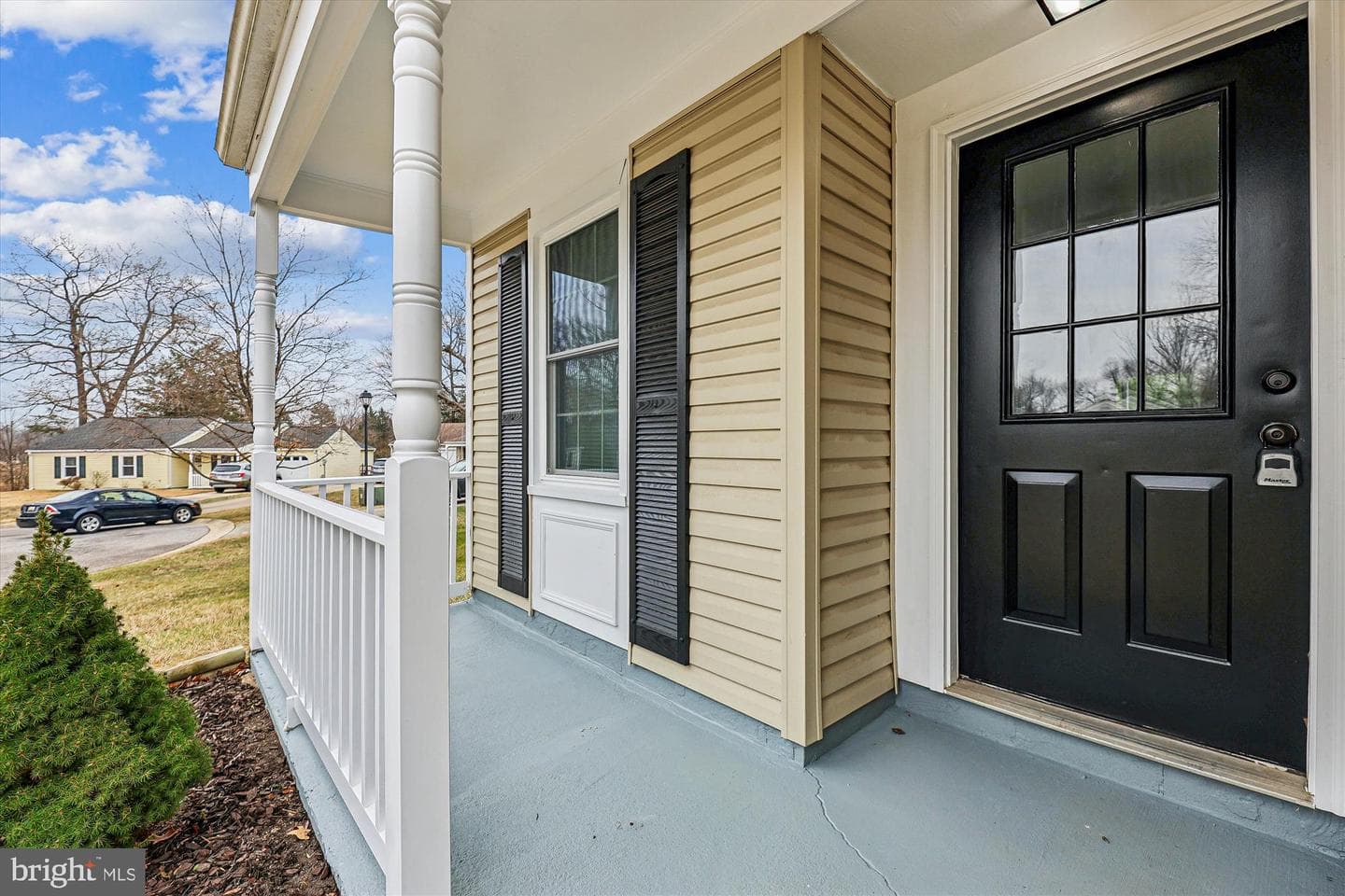 2293 Vine Hill Court photo 2