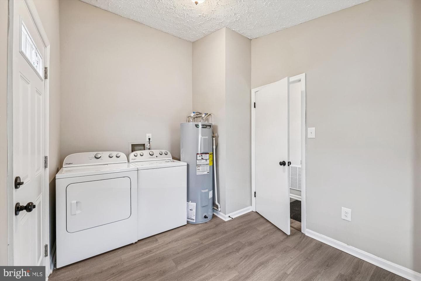 2293 Vine Hill Court photo 22