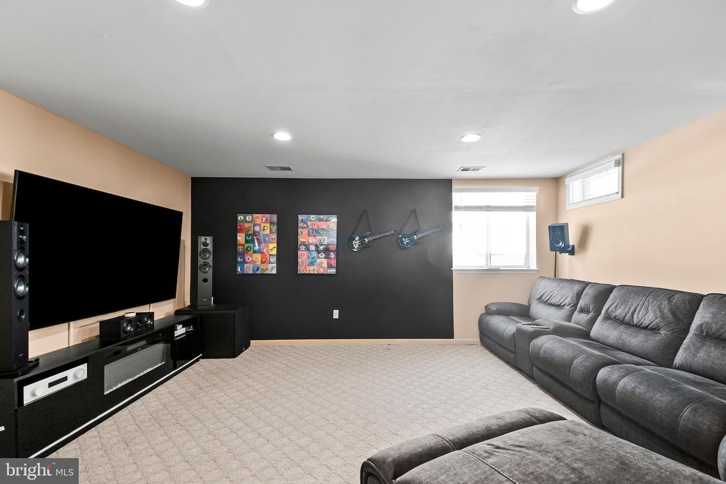 10571 Sourwood Avenue photo 32