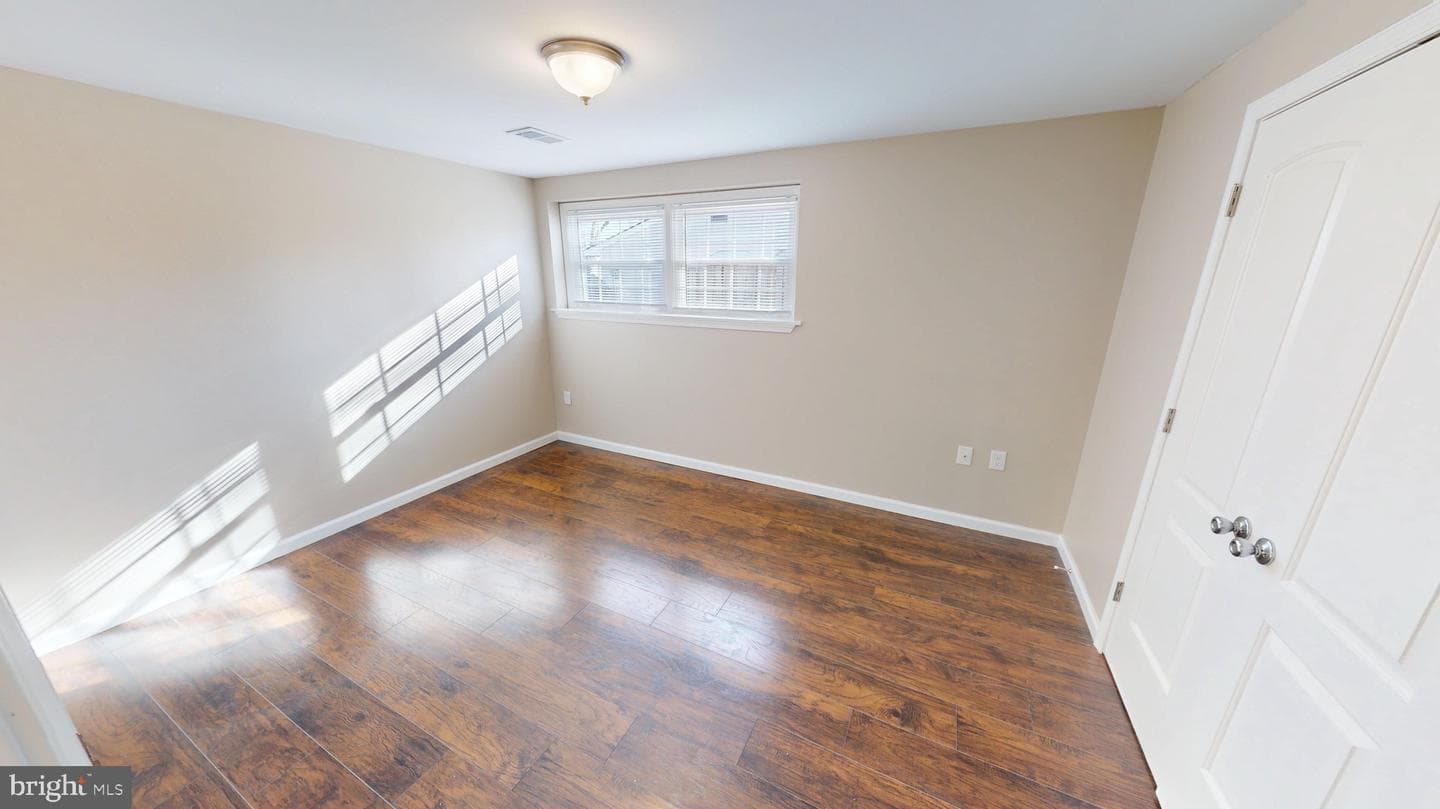 5014 Nicholas Road photo 41