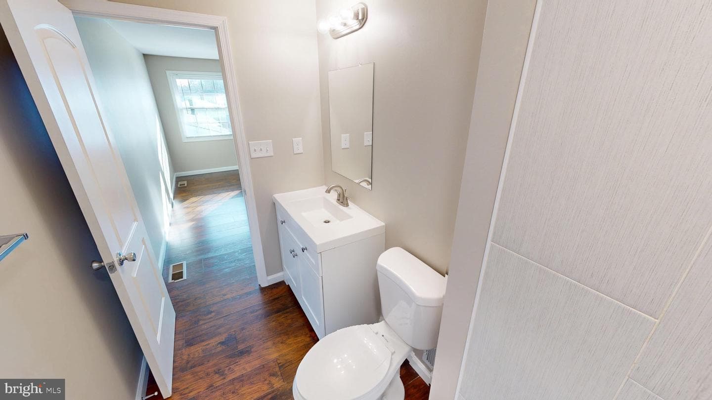 5014 Nicholas Road photo 69