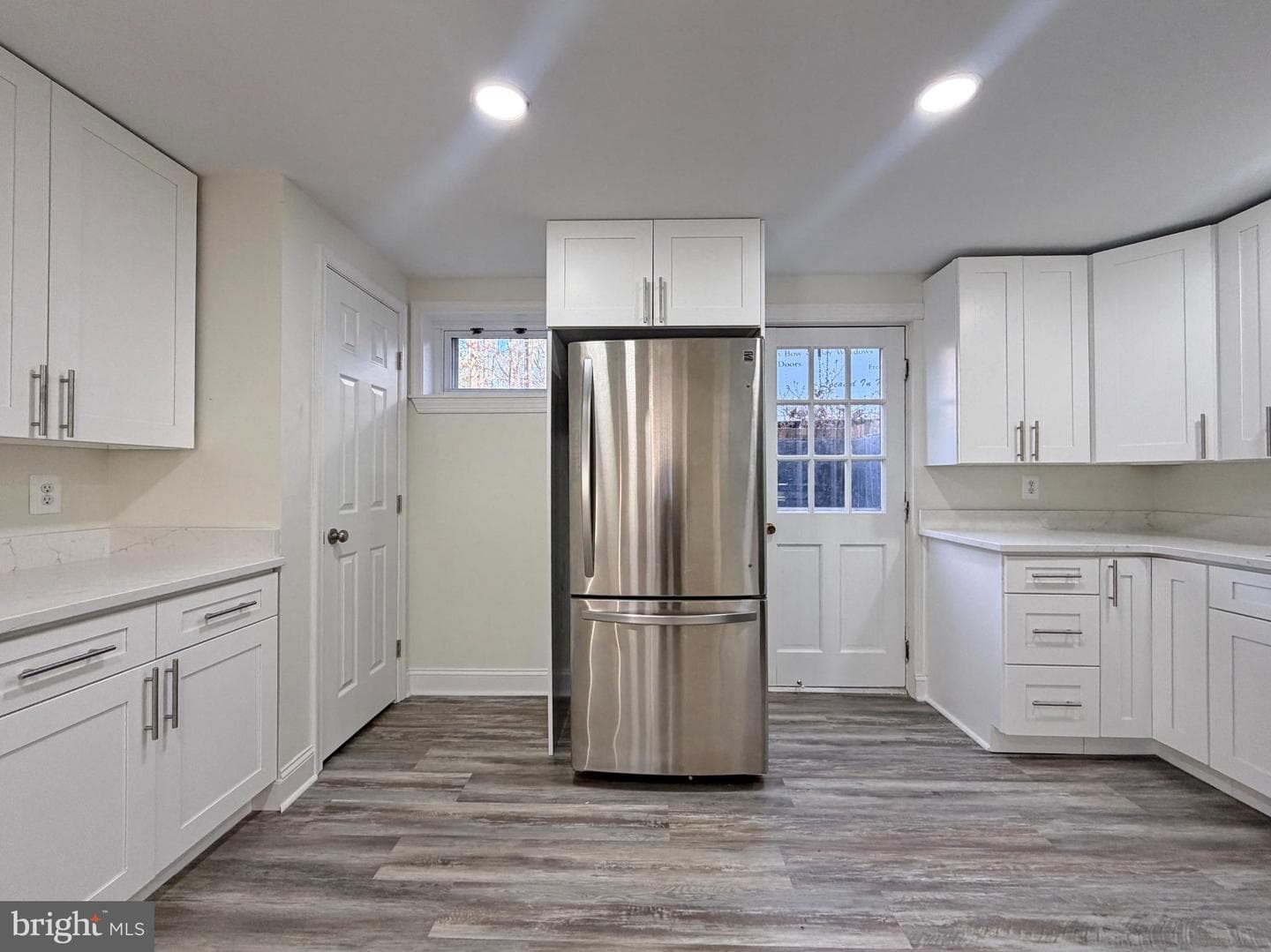 9350 Mathir Drive photo 33