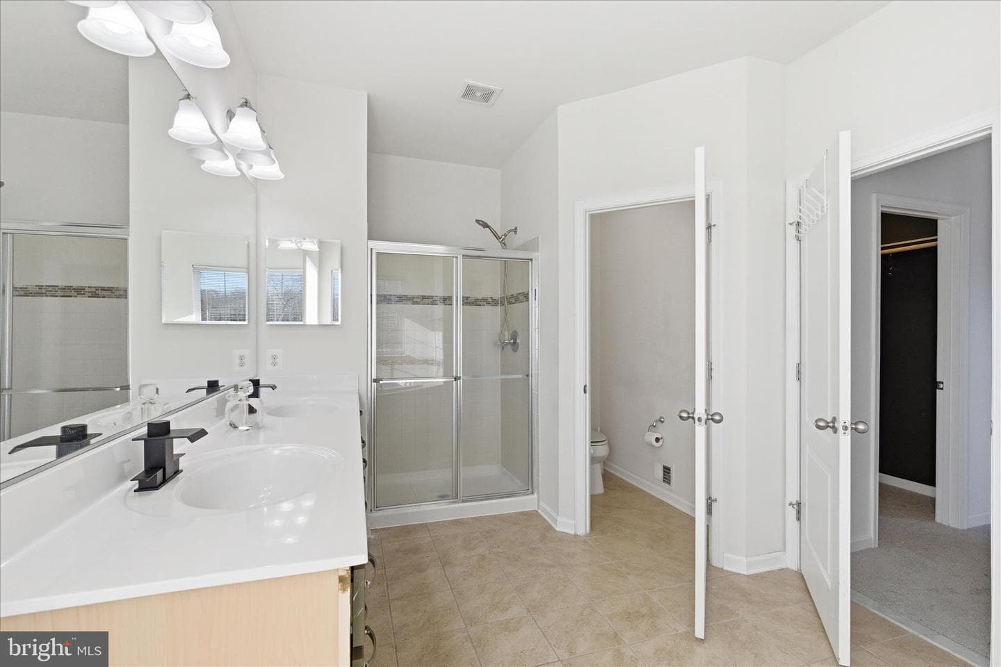 6423 Ocelot Street photo 32