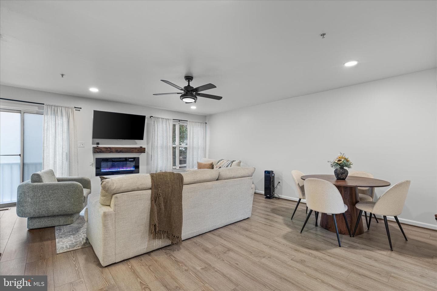 5855 Wolsey Court photo 10