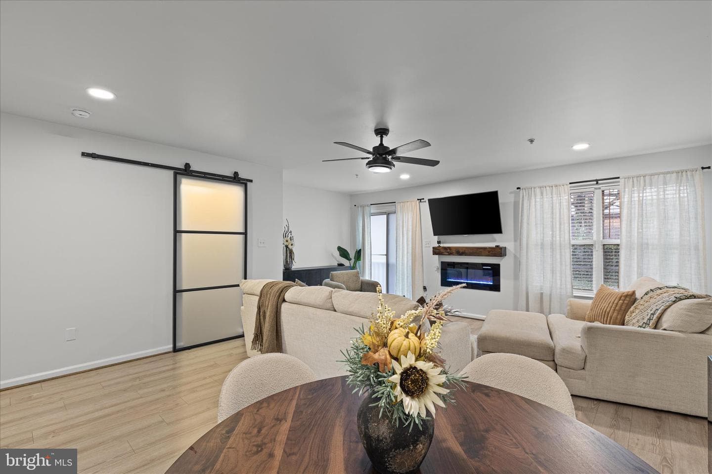 5855 Wolsey Court photo 11