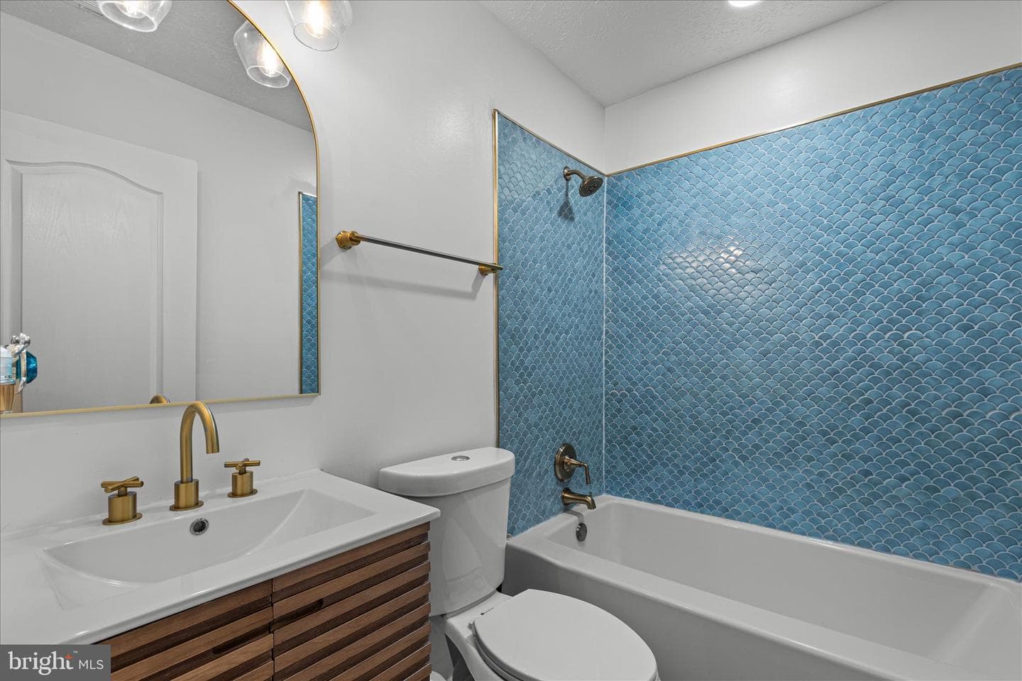 5855 Wolsey Court photo 23