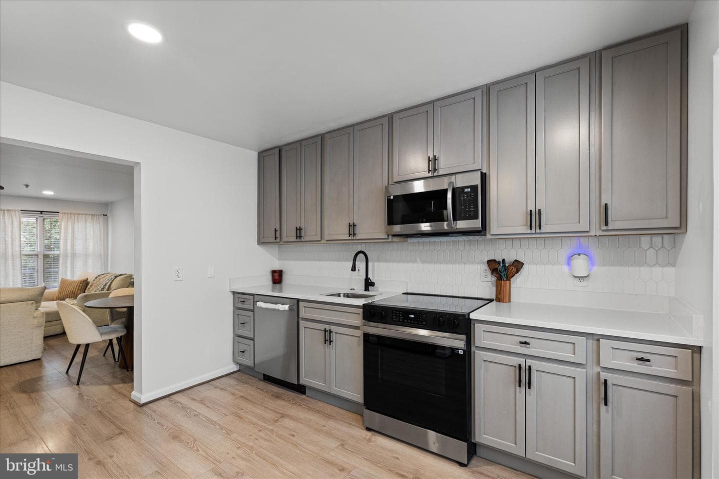 5855 Wolsey Court photo 5