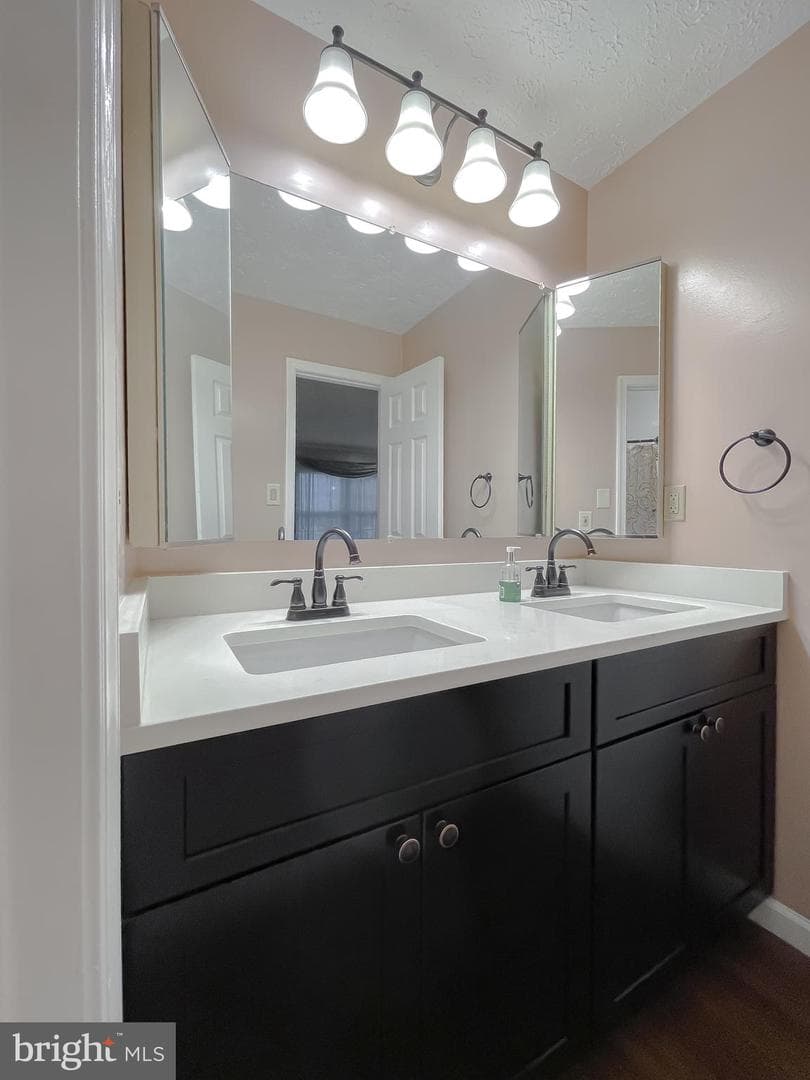 5504 Irish Lord Place photo 28