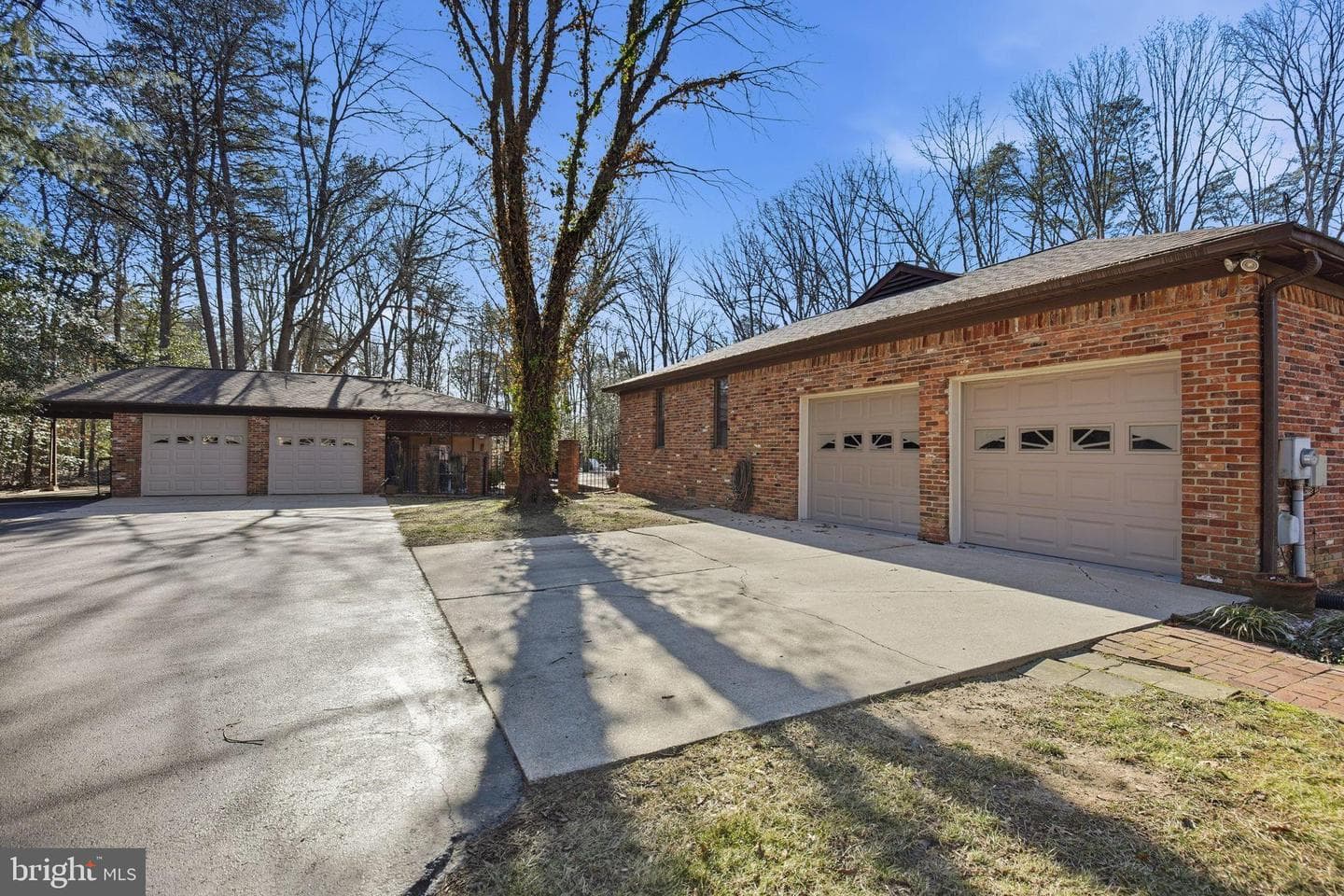 4640 Duley Drive photo 4