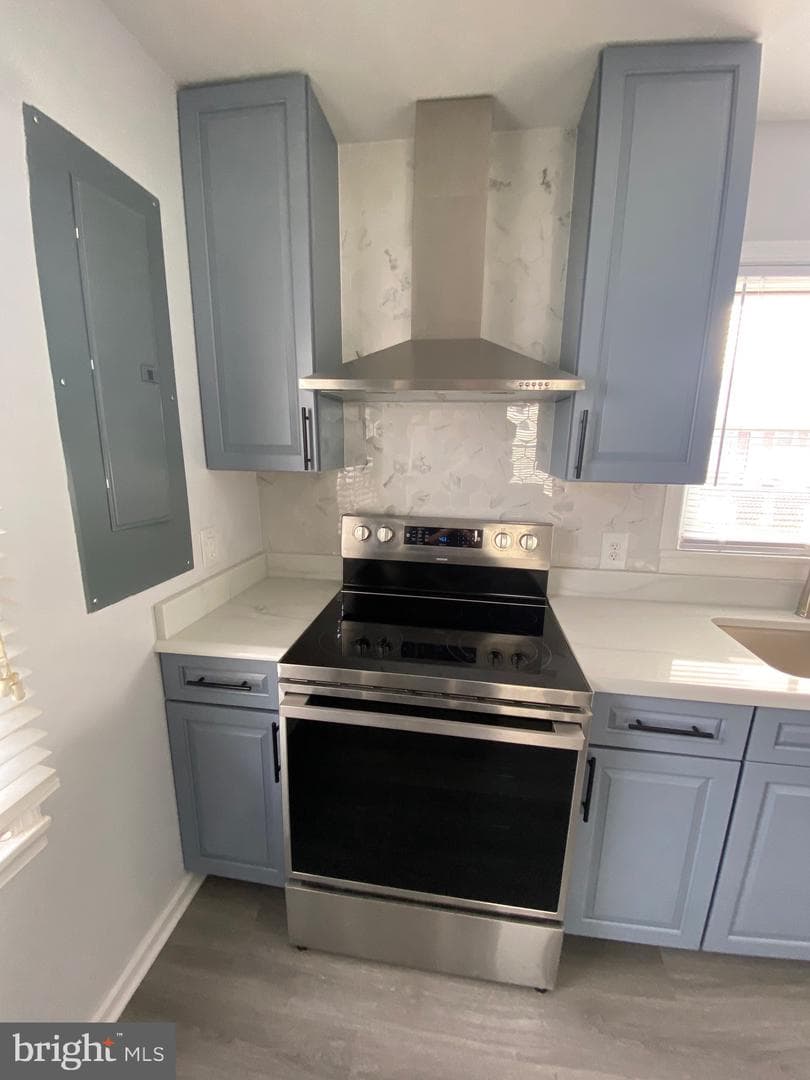 52 Circle Ave photo 14