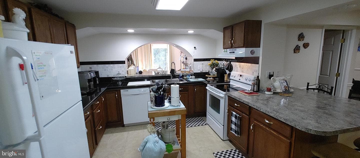 6655 Birchwood Place photo 61