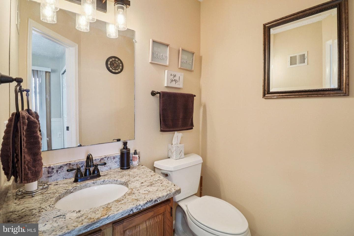 3319 Westdale Court photo 14