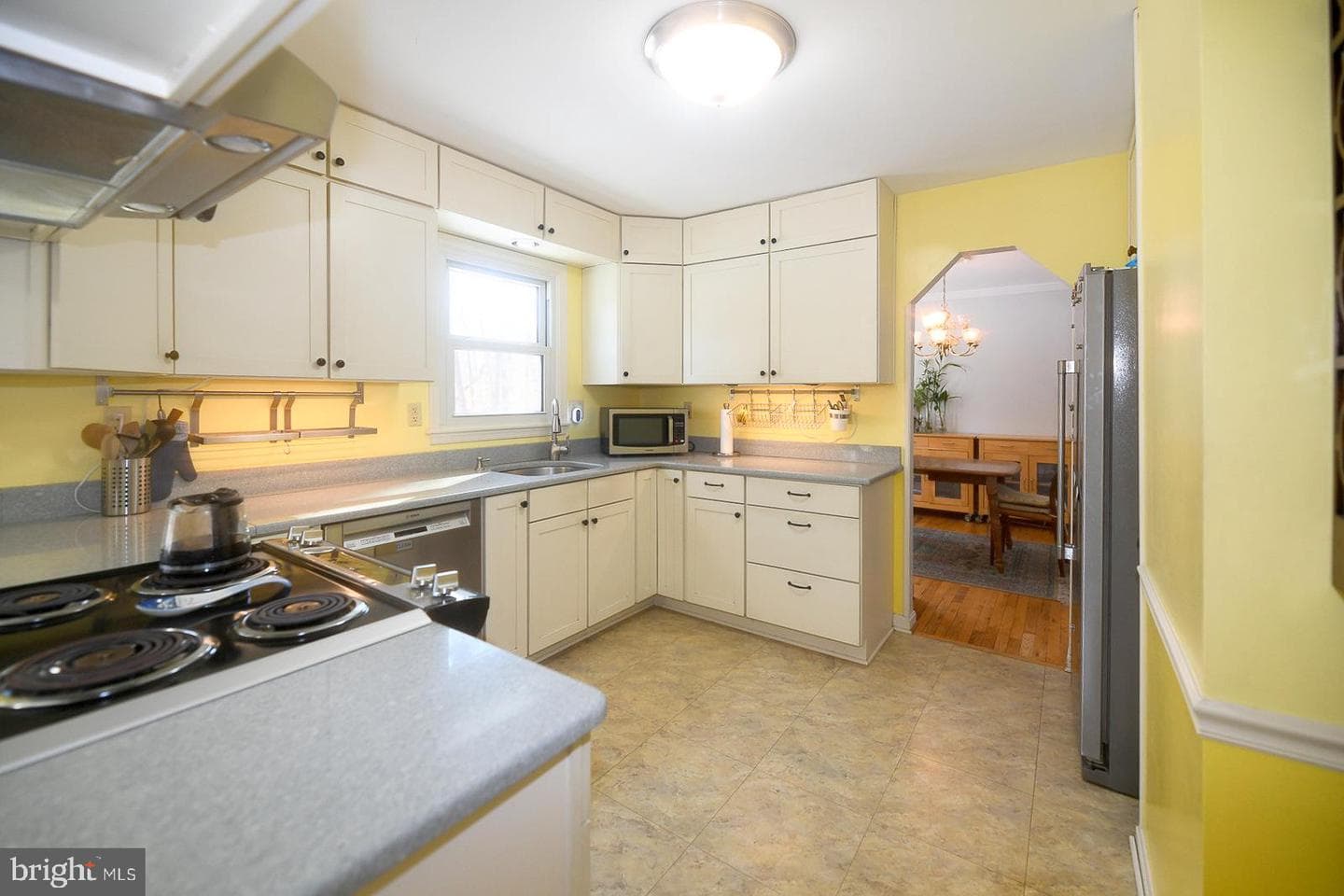 8555 Ridge Court photo 9