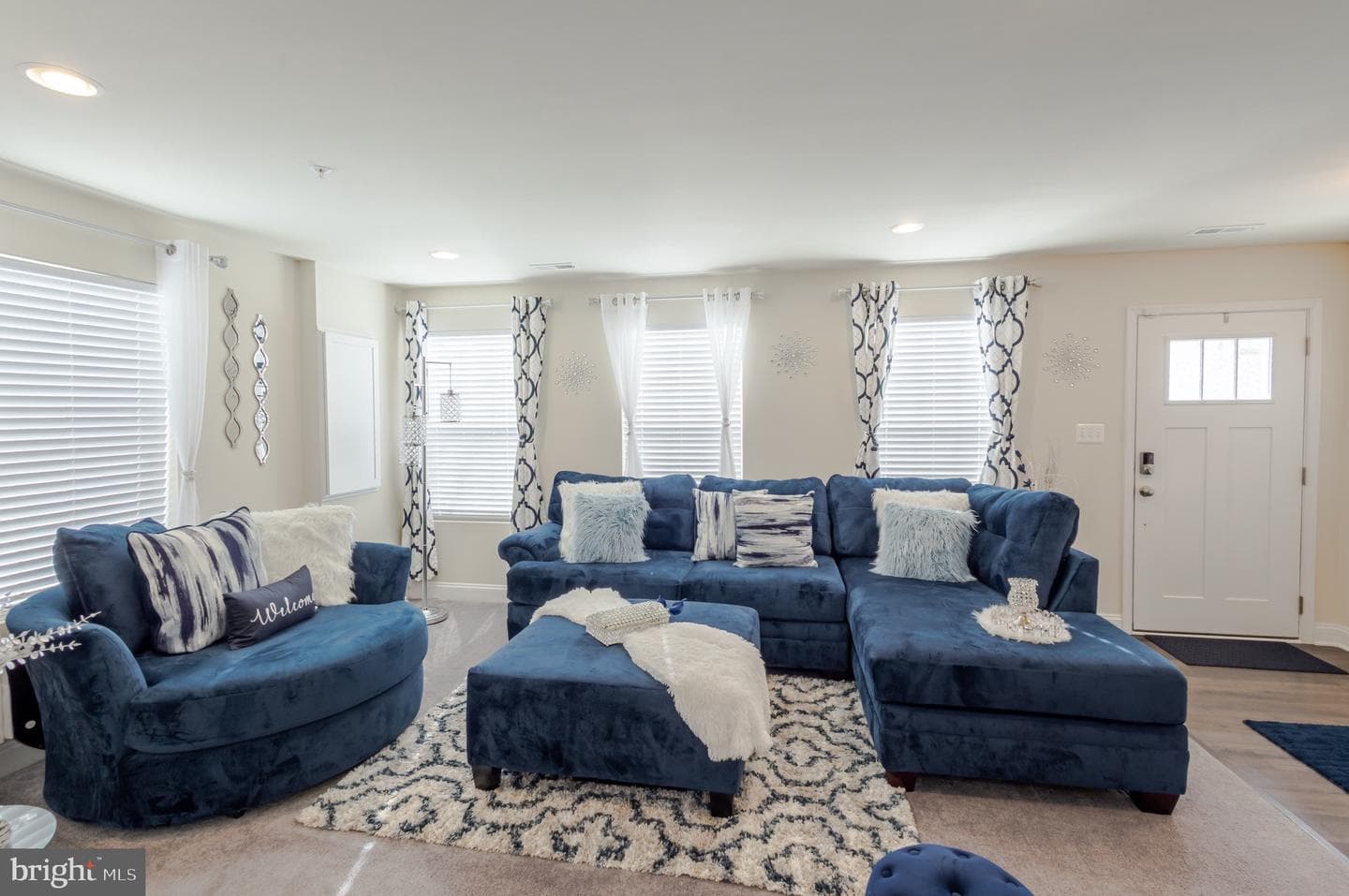 11391 Tolkien Avenue photo 5