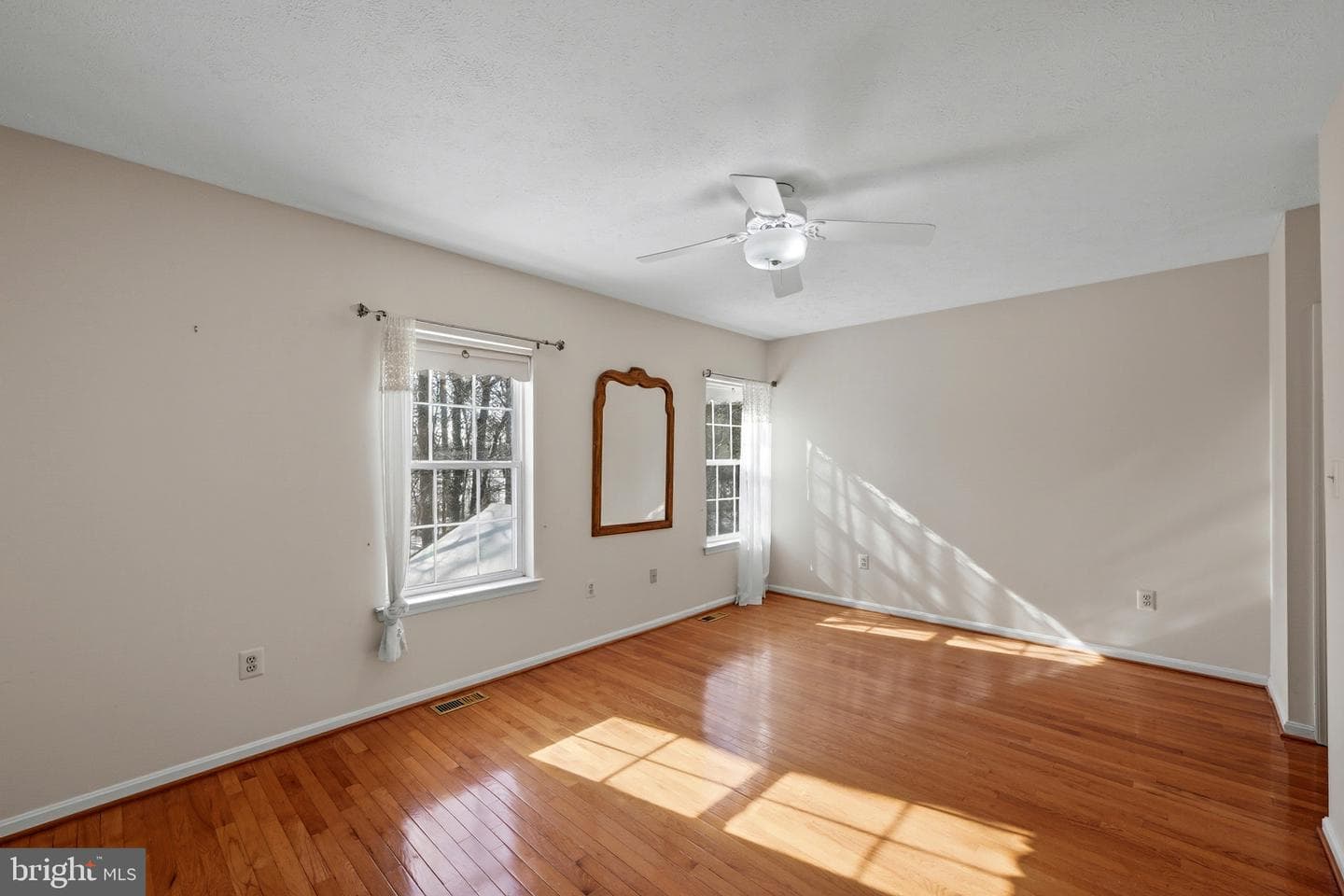 6343 Goral Court photo 9