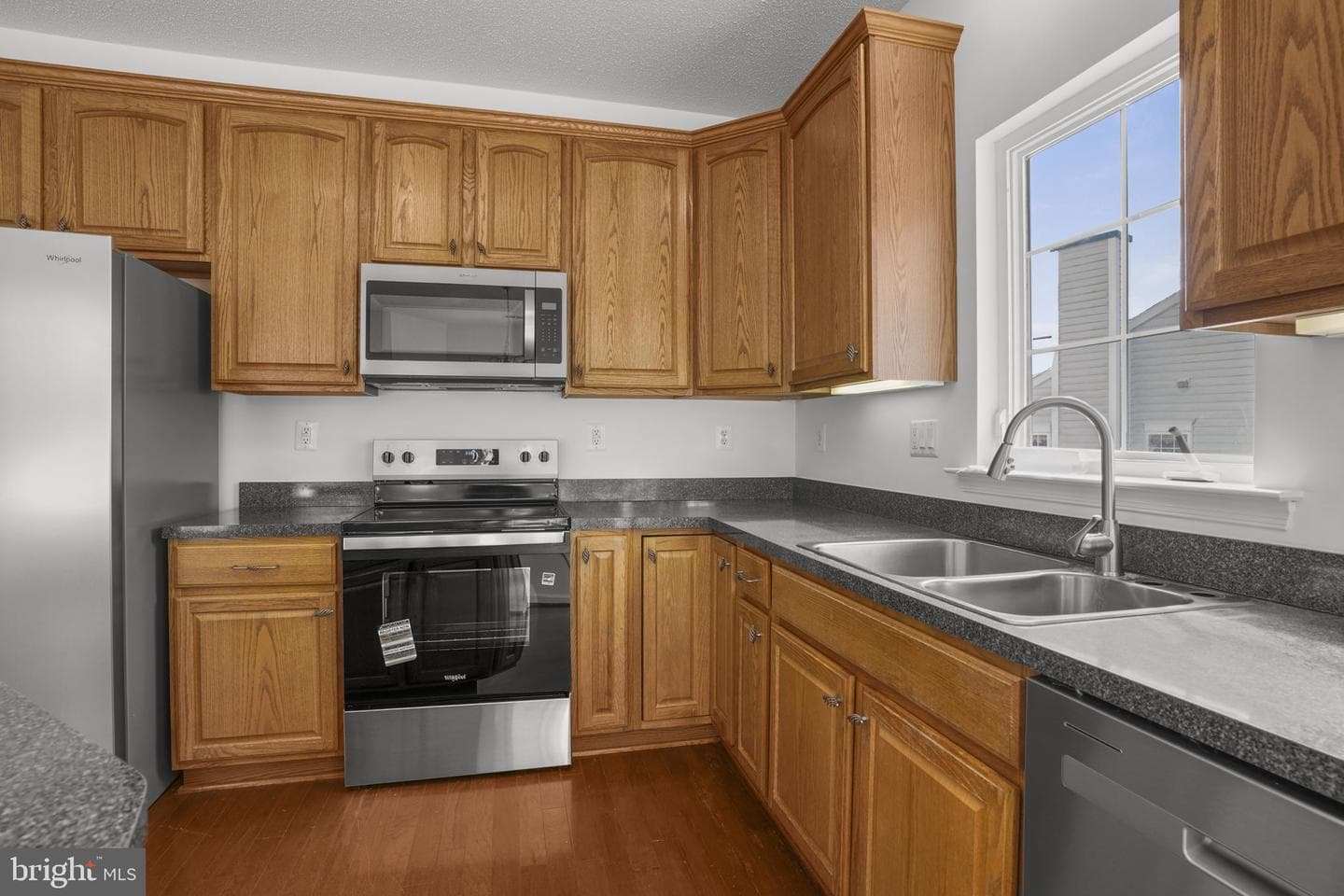 270 Williamsburg Circle photo 11