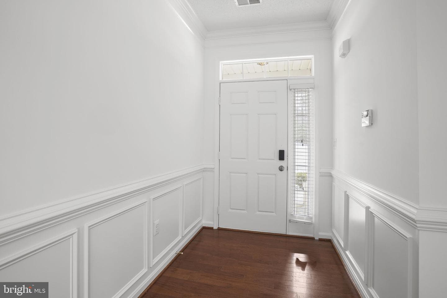 270 Williamsburg Circle photo 2
