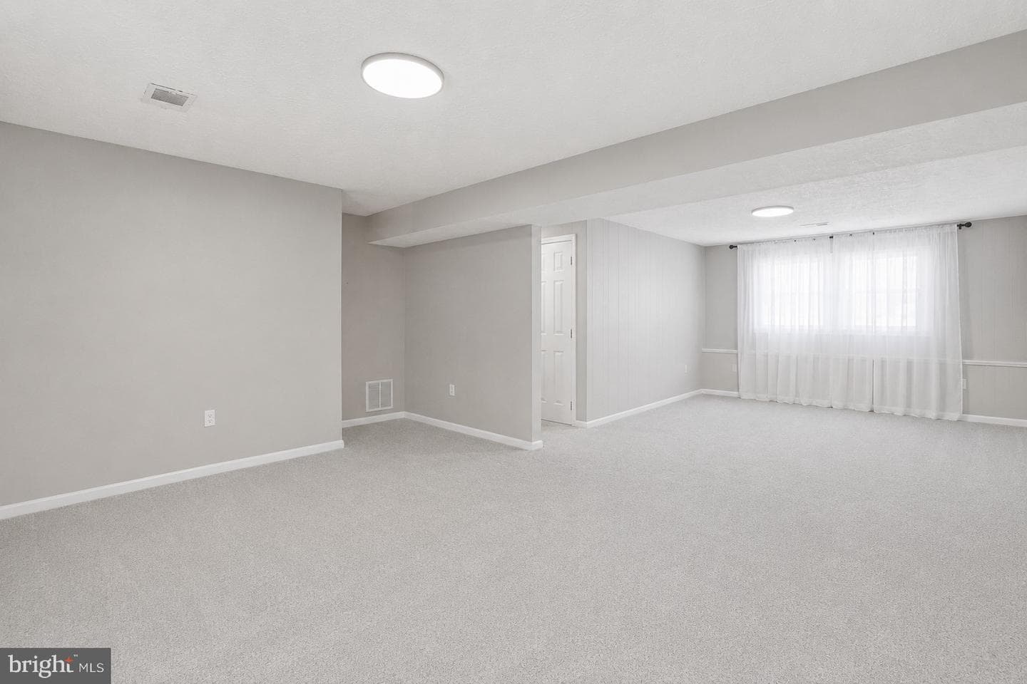 6 Stratford Court photo 18