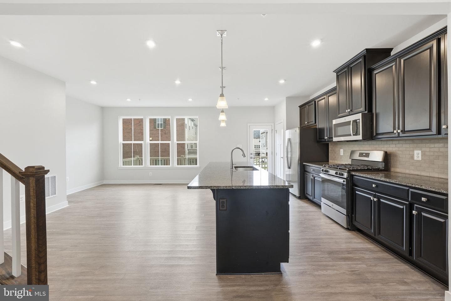 10929 Cavendish Aly Alley photo 10