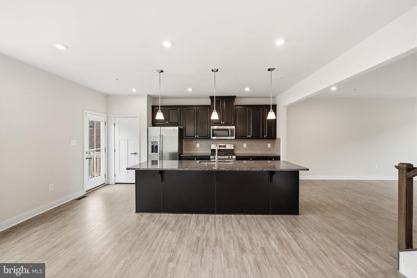 10929 Cavendish Aly Alley photo 12