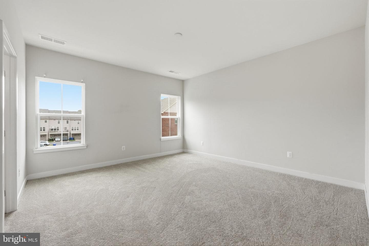 10929 Cavendish Aly Alley photo 19