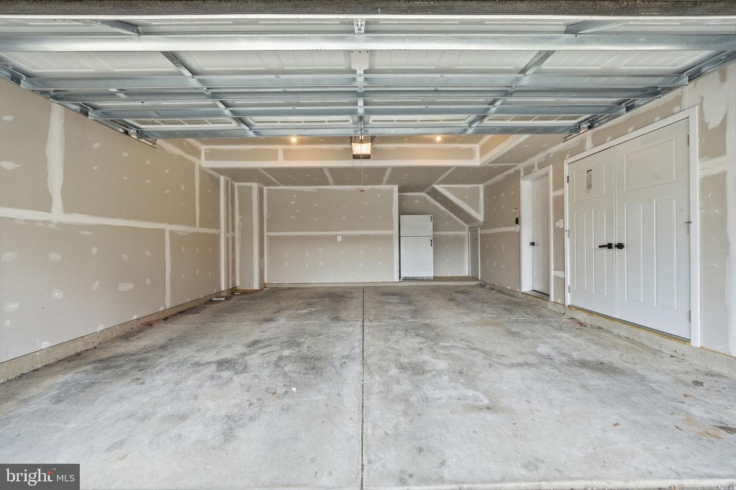 10929 Cavendish Aly Alley photo 32