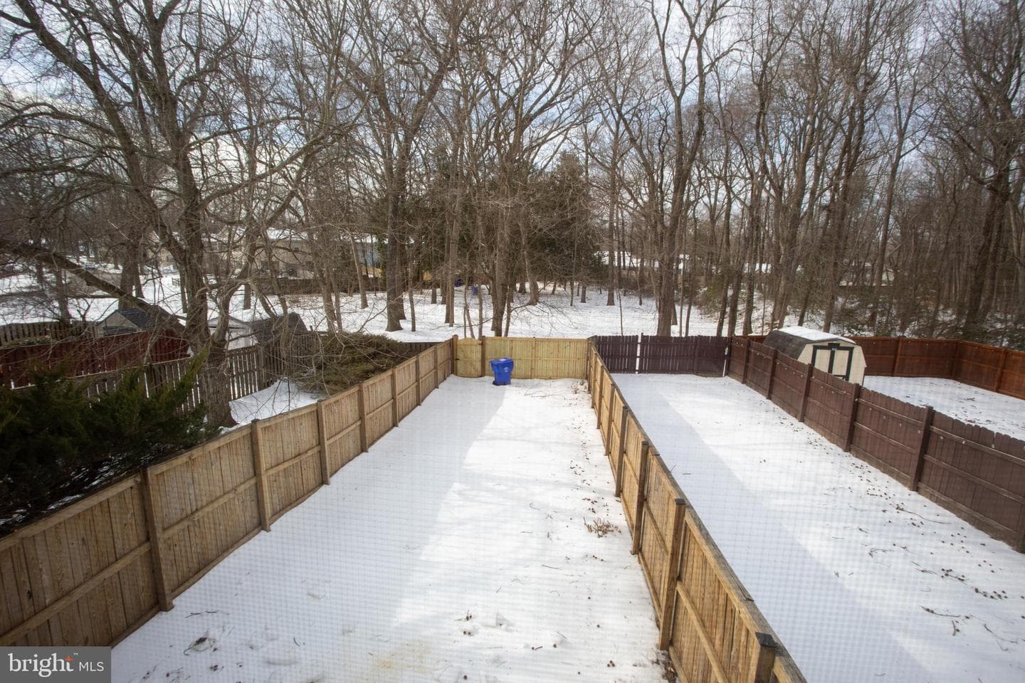1010 Victoria Place photo 25