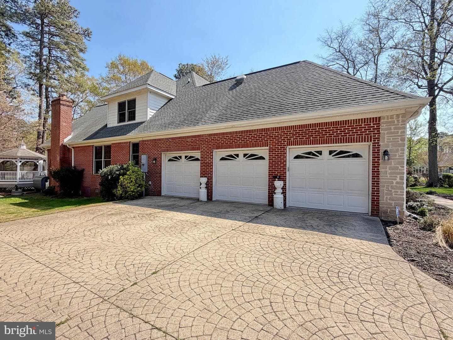 15119 Beacon Hill Circle photo 4