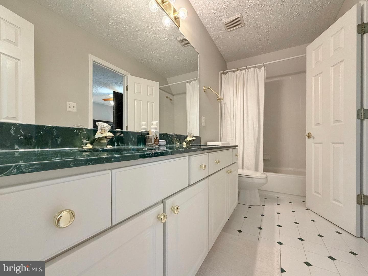 15119 Beacon Hill Circle photo 67