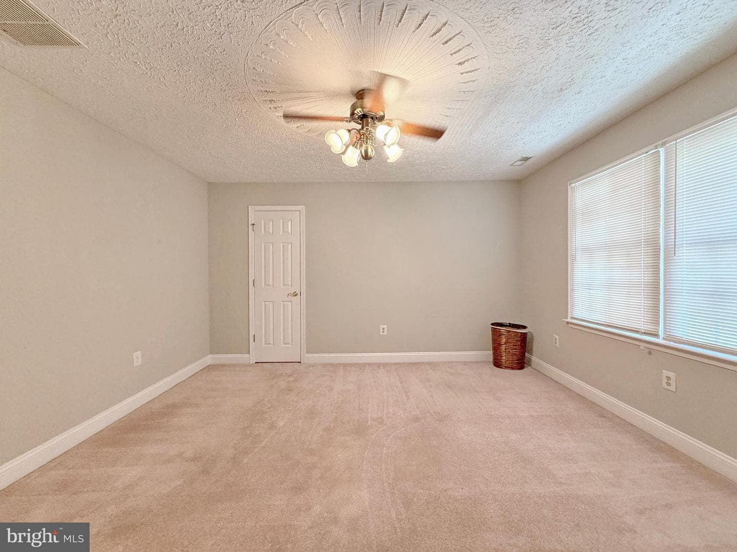 15119 Beacon Hill Circle photo 72