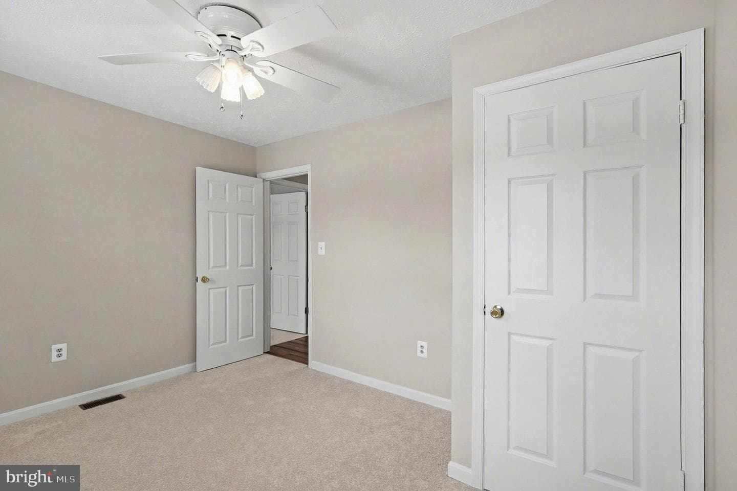 2525 Green Pine Court photo 20
