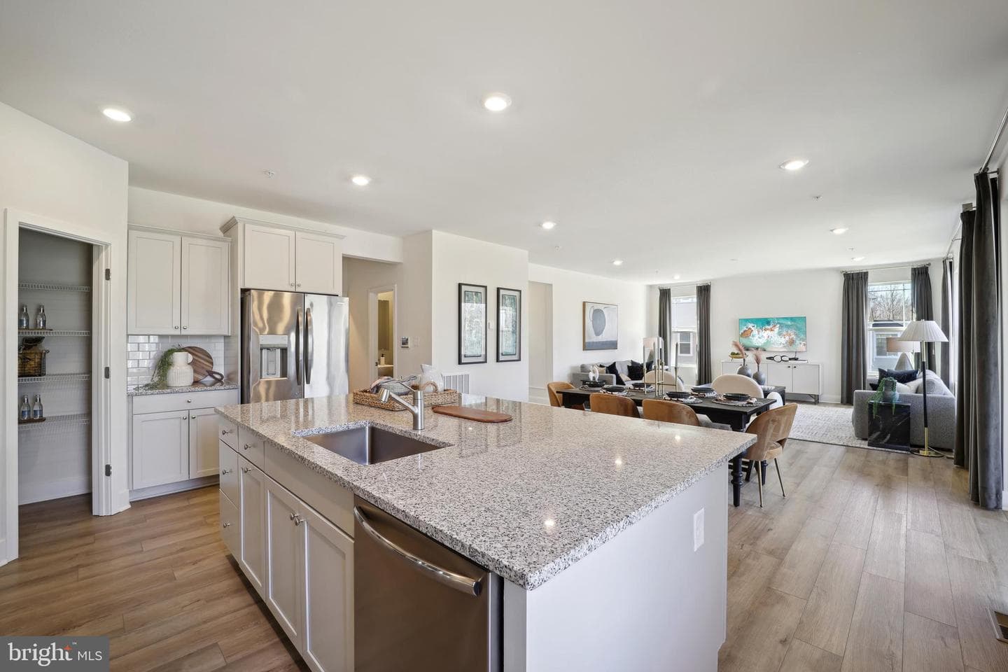 5442 Newport Circle photo 44