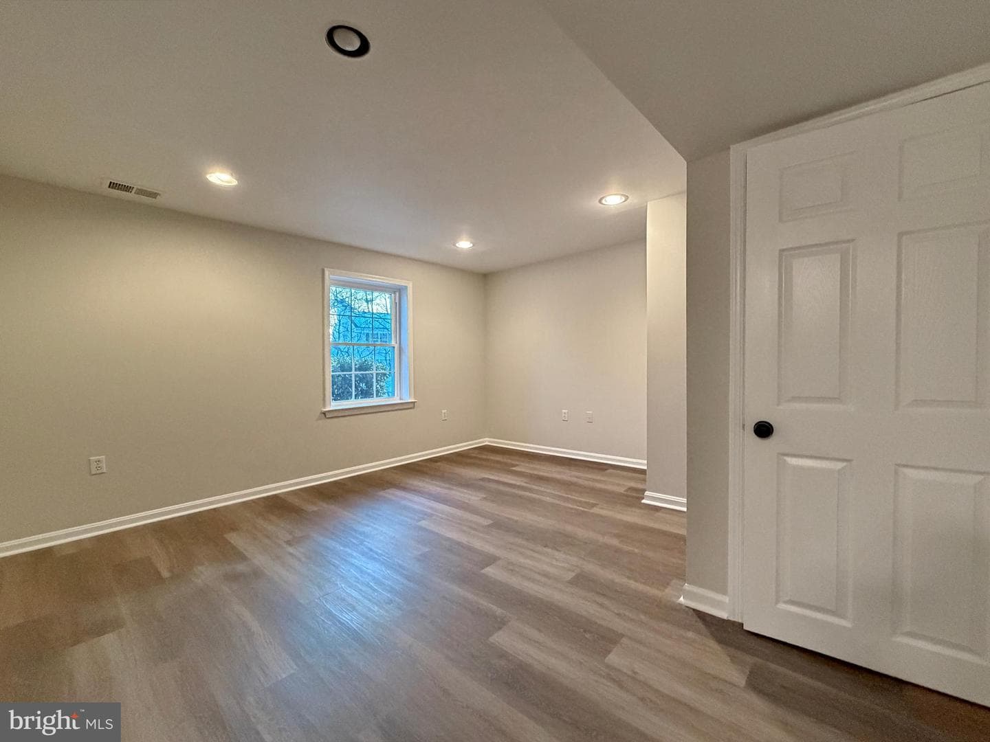 6887 Kangaroo Drive photo 38