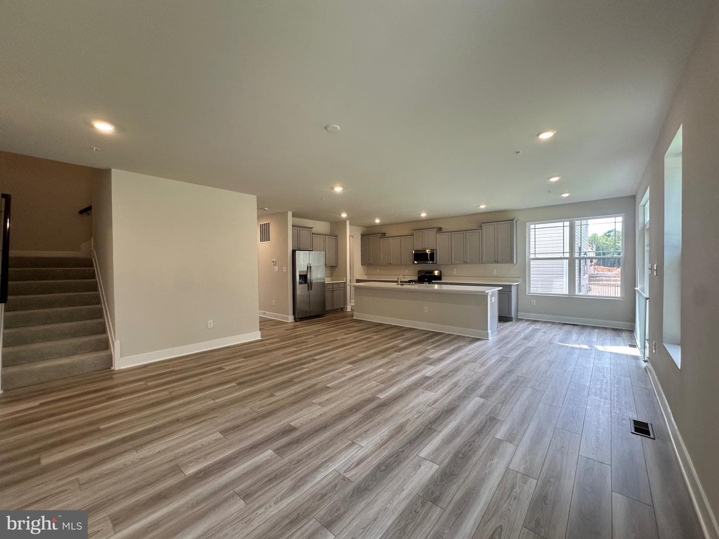 5404 Newport Circle photo 19