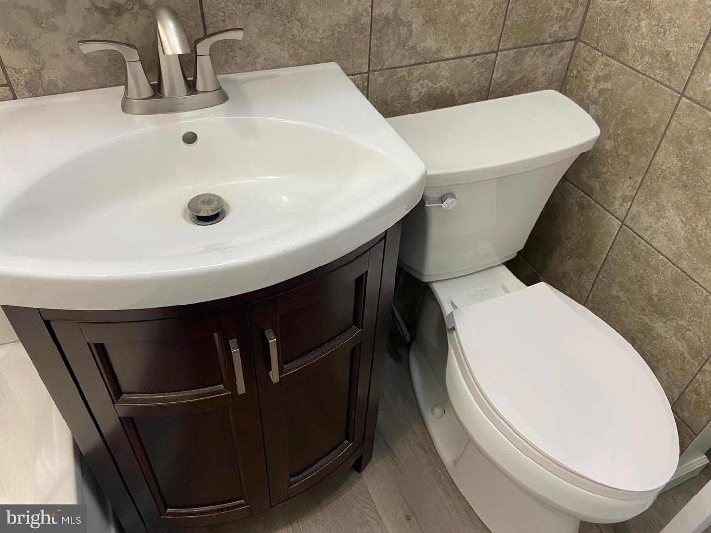 82 Circle Avenue photo 22