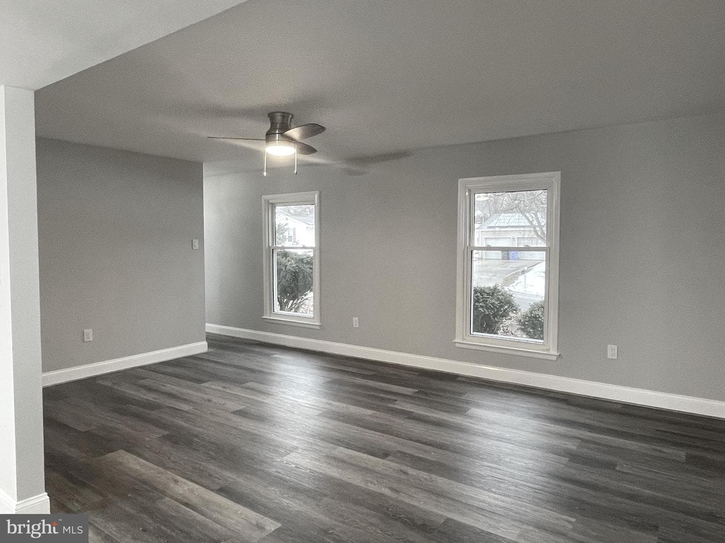2106 Boxwood Circle photo 9