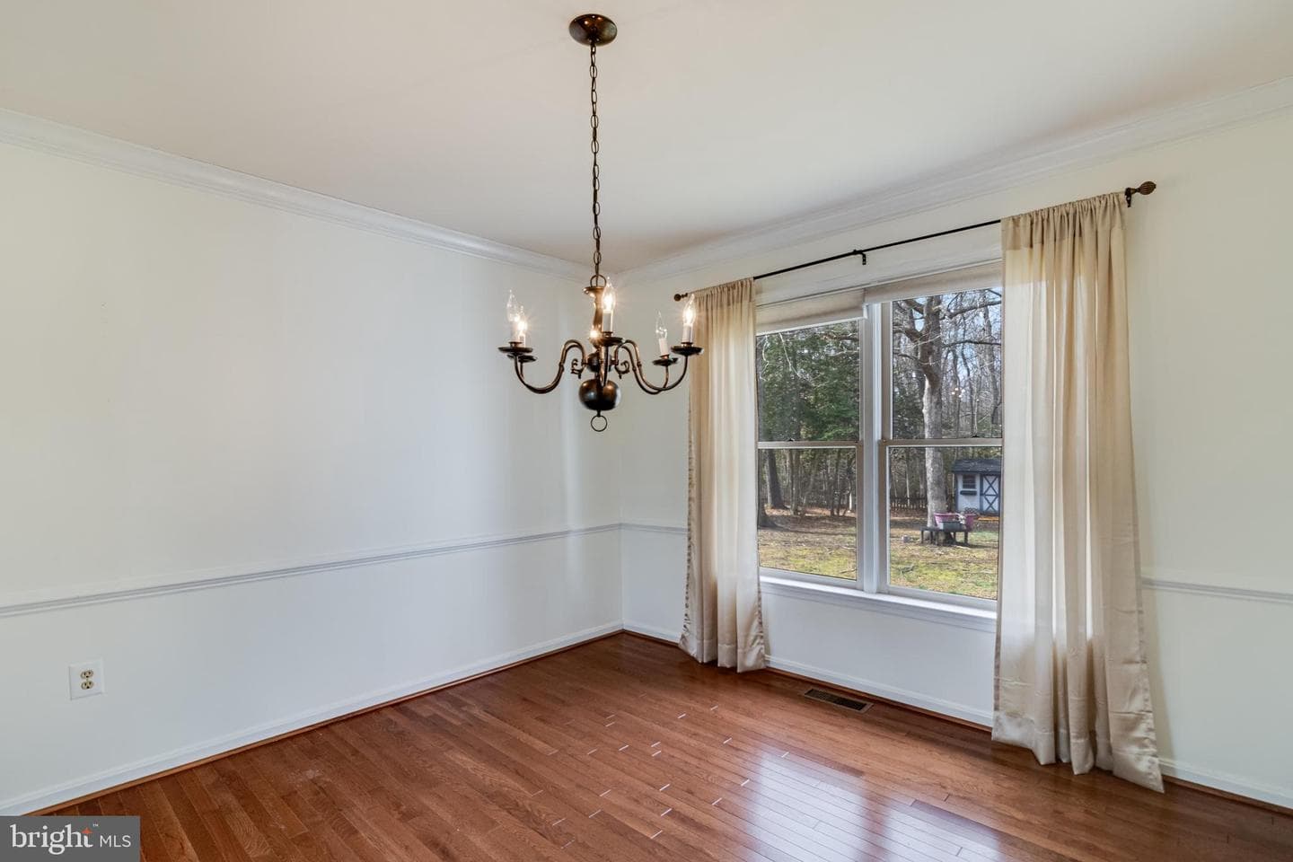 1013 Suffolk Drive photo 30