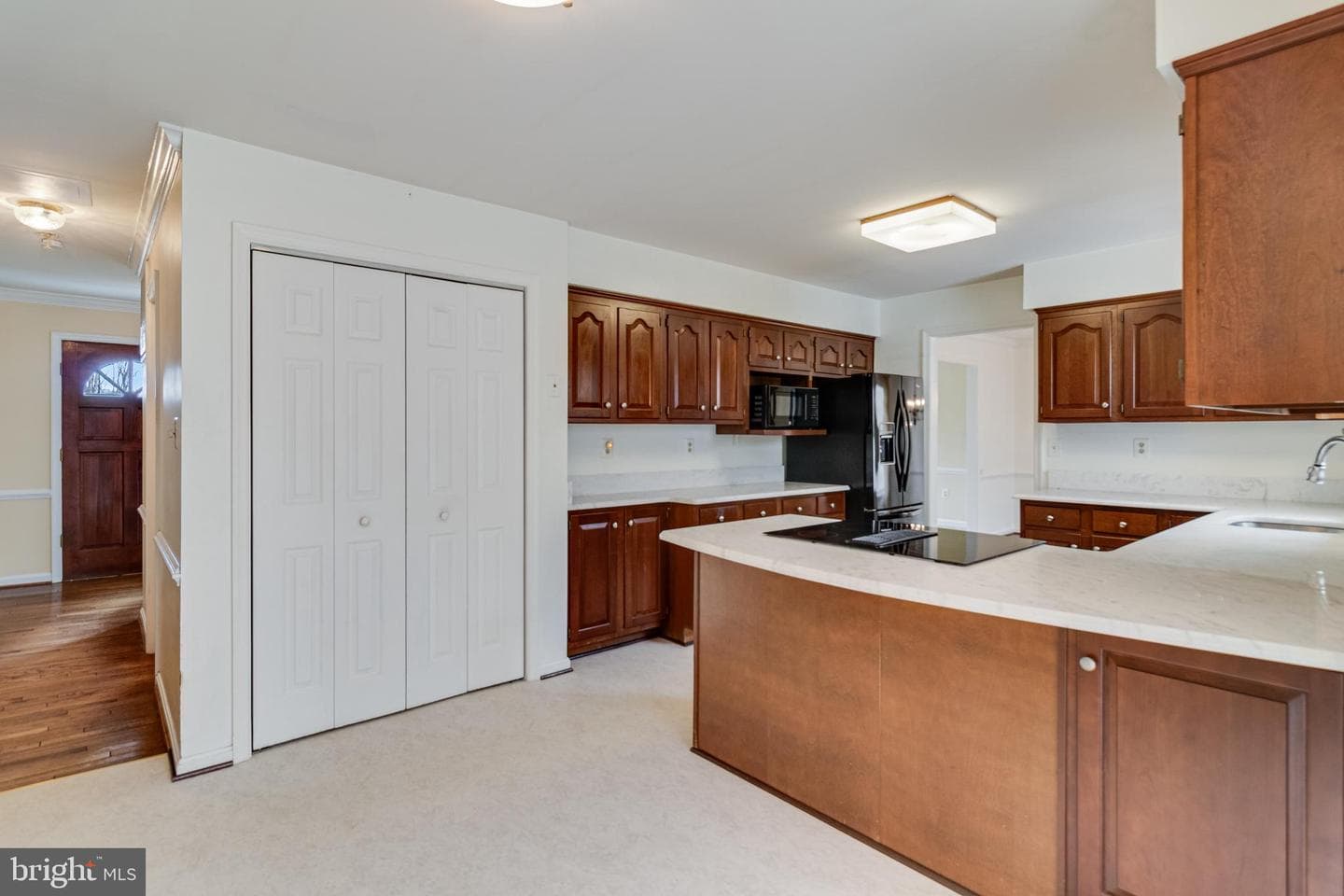 1013 Suffolk Drive photo 36