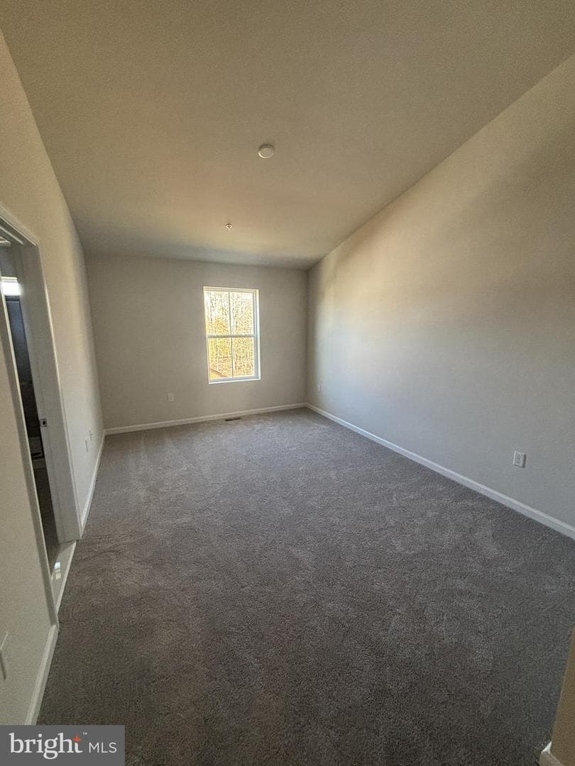 5582 Ludlow Place photo 7