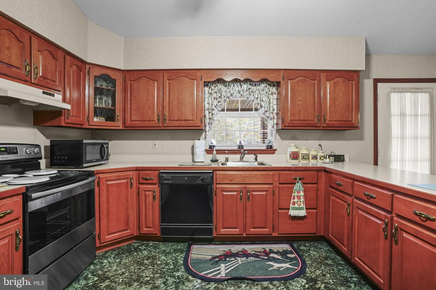 113 Morris Drive photo 7